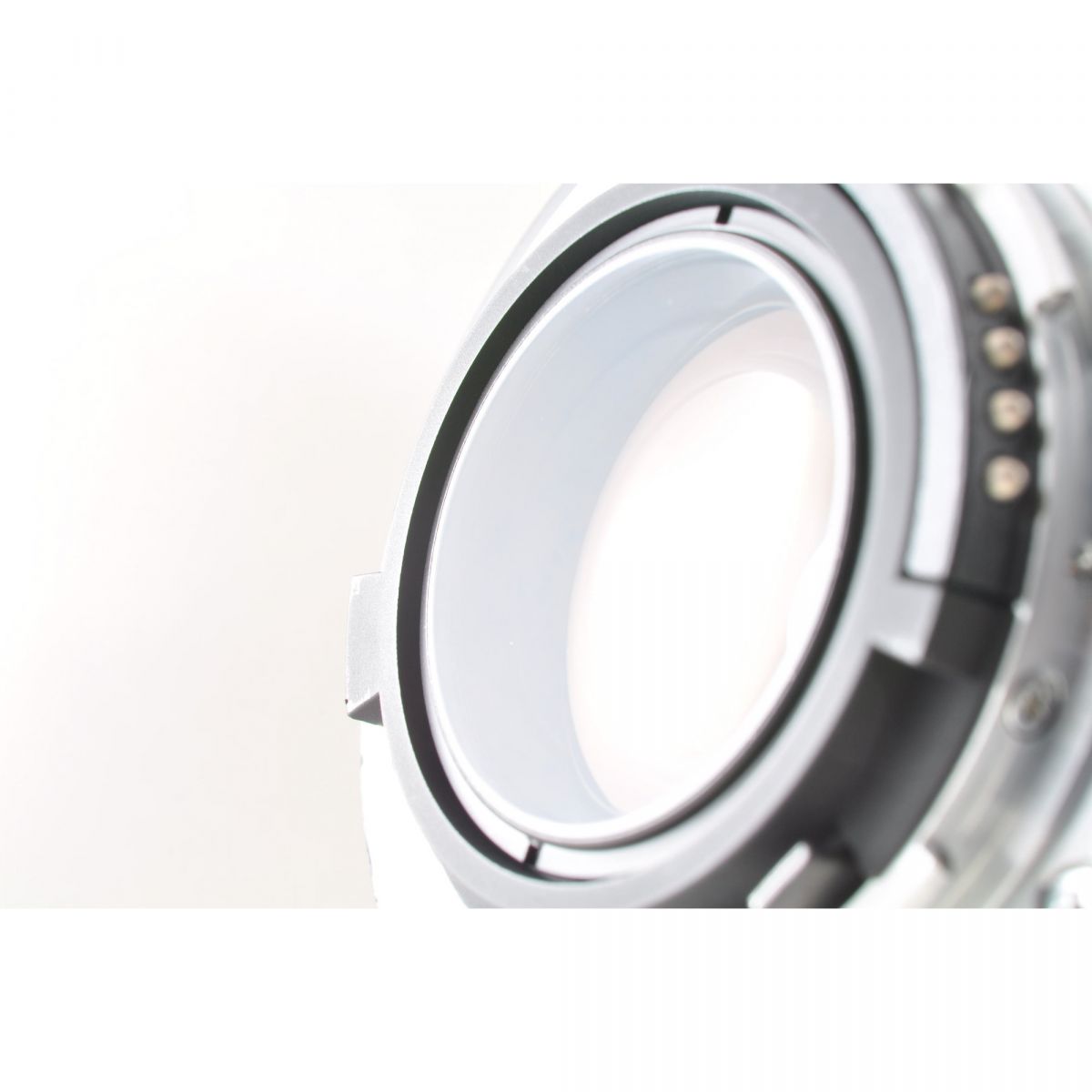 【中古】Nikon F-801 35mm 一眼レフフィルムカメラ + AF Micro-NIKKOR 60mm f/2.8 D マクロ 単焦点レンズ ニコン S/N: 2243535