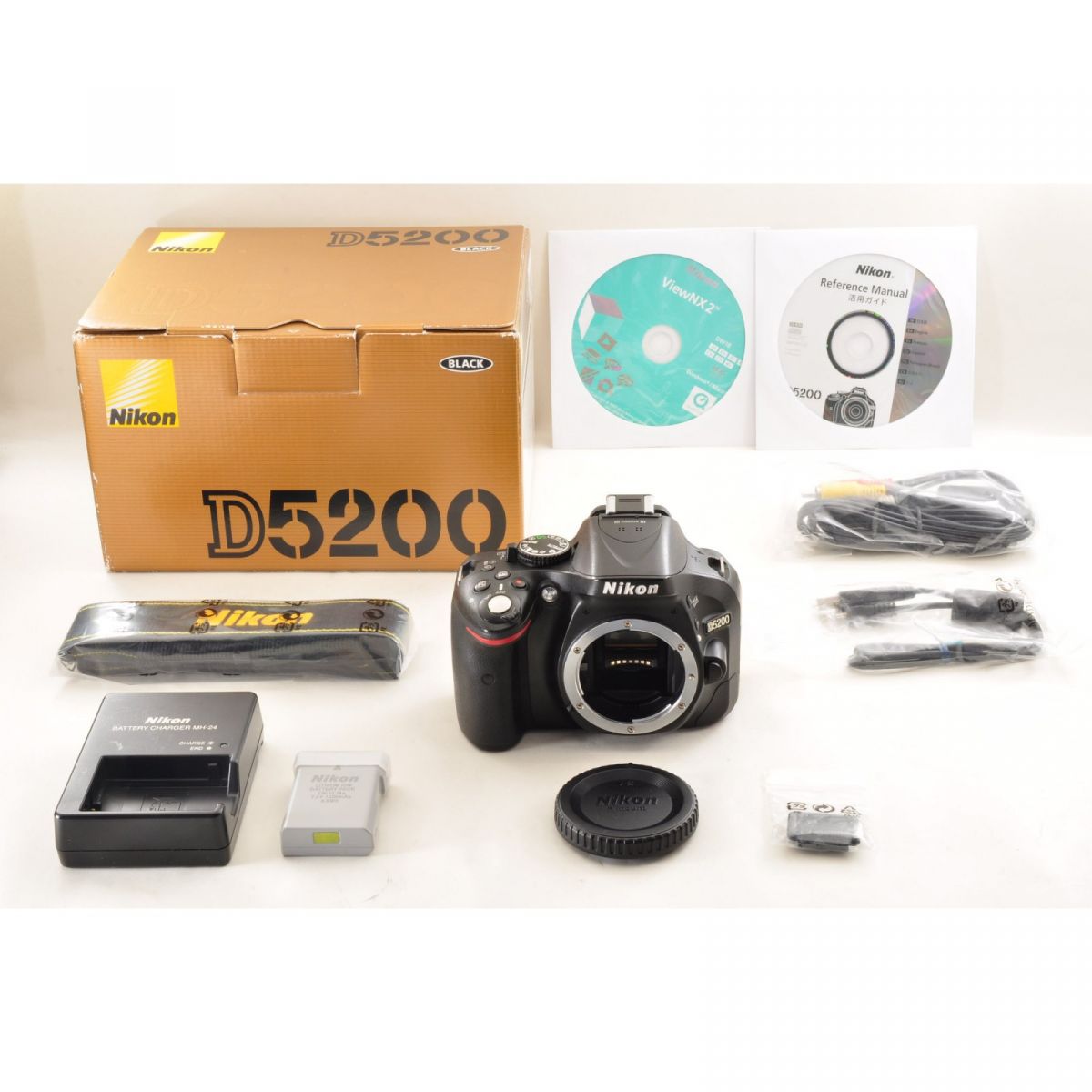 【中古】【 Nikon D5200 ブラック 2410万画素 デジタル一眼レフカメラ シャッター約12220ショット 】 ニコン 一眼レフカメラ 一眼レフ デジ