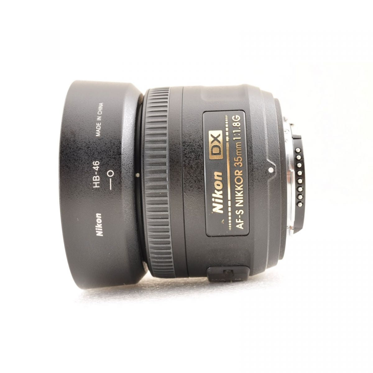 【中古】【 Nikon D3200 + AF-S DX 35mm F1.8G 】 デジタル一眼カメラ 単焦点レンズセット F1.8 明るい ボケ シャッター約12400ショット デ