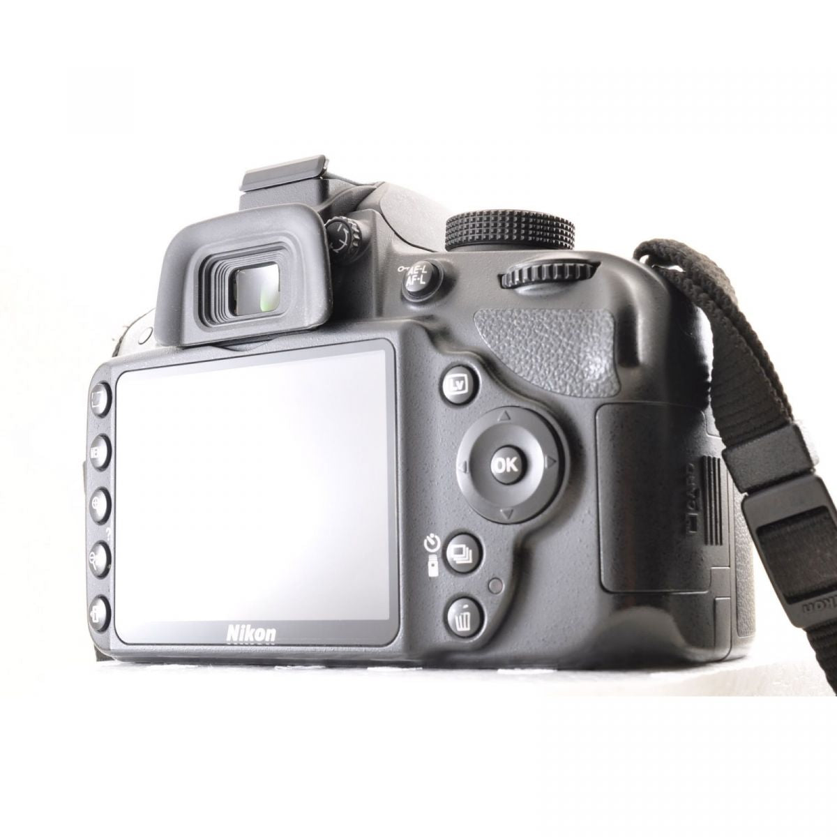 【中古】【 Nikon D3200 + AF-S DX 35mm F1.8G 】 デジタル一眼カメラ 単焦点レンズセット F1.8 明るい ボケ シャッター約12400ショット デ