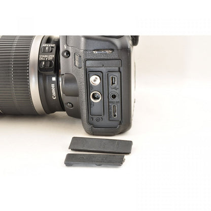 【中古】Canon EOS 50D 15.1MP デジタル 一眼レフカメラ+キャノン EF-S 18-200mm f3.5-5.6 IS AF 広角 望遠レンズ シャッター回数 : 約2291