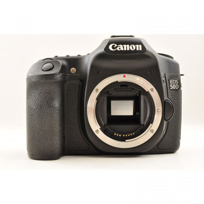 【中古】Canon EOS 50D 15.1MP デジタル 一眼レフカメラ+キャノン EF-S 18-200mm f3.5-5.6 IS AF 広角 望遠レンズ シャッター回数 : 約2291
