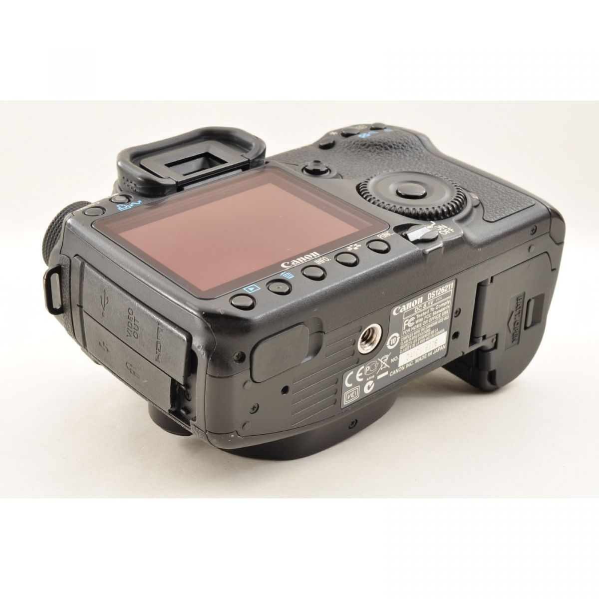 【中古】Canon EOS 50D 15.1MP デジタル 一眼レフカメラ+キャノン EF-S 18-200mm f3.5-5.6 IS AF 広角 望遠レンズ シャッター回数 : 約2291