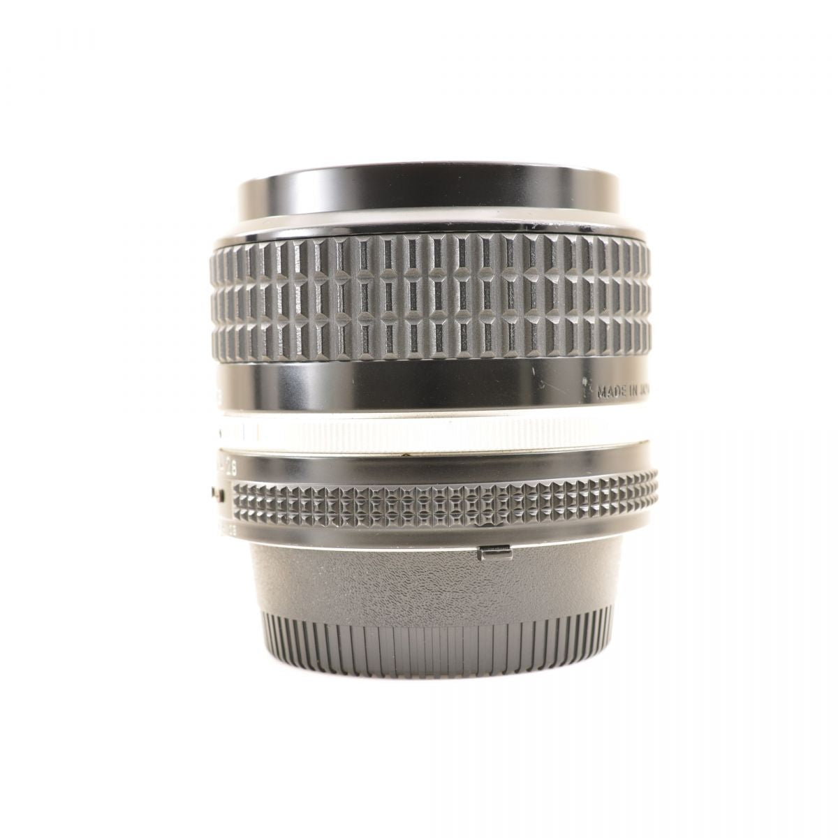 【中古】Nikon Ai-S 24mm f/2.8 MF 単焦点  ワイドレンズ