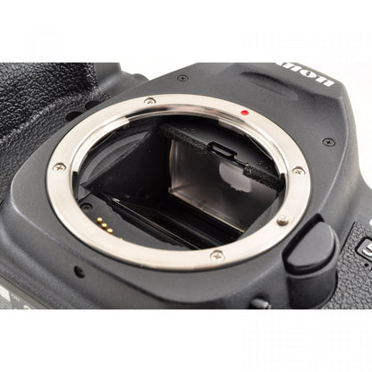 【中古】 Canon EOS 5D Mark II 21.1MP デジタル一眼レフカメラ フルサイズ