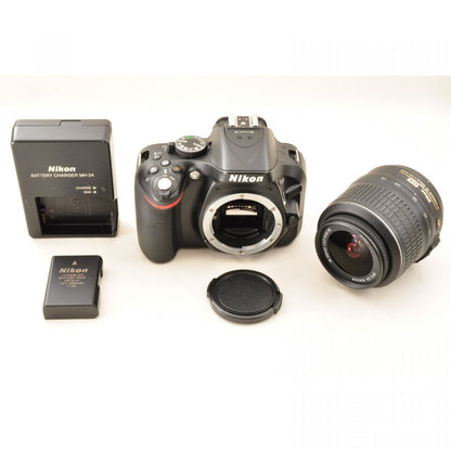 【中古】Nikon D5200 24.1MP Black デジタル一眼レフカメラ+Nikon AF-S DX 18-55mm f3.5-5.6G VR 交換レンズ 約1430ショット