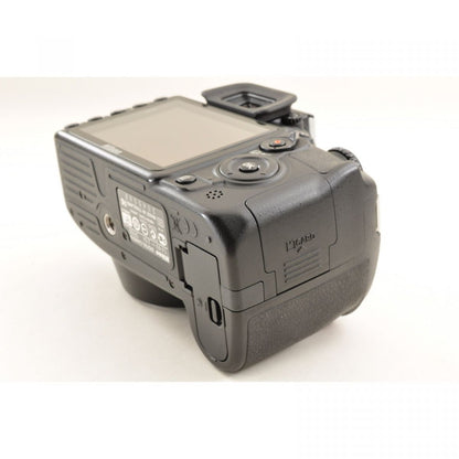 【中古】Nikon D3100 18-55mm 55-300mm ダブルズームキット デジタル一眼レフ カメラ 交換レンズ ニコン シャッター回数 : 約6950ショット
