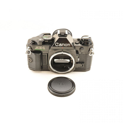 【中古】Canon AE-1 Program Black 35mmフィルム一眼レフカメラボディ