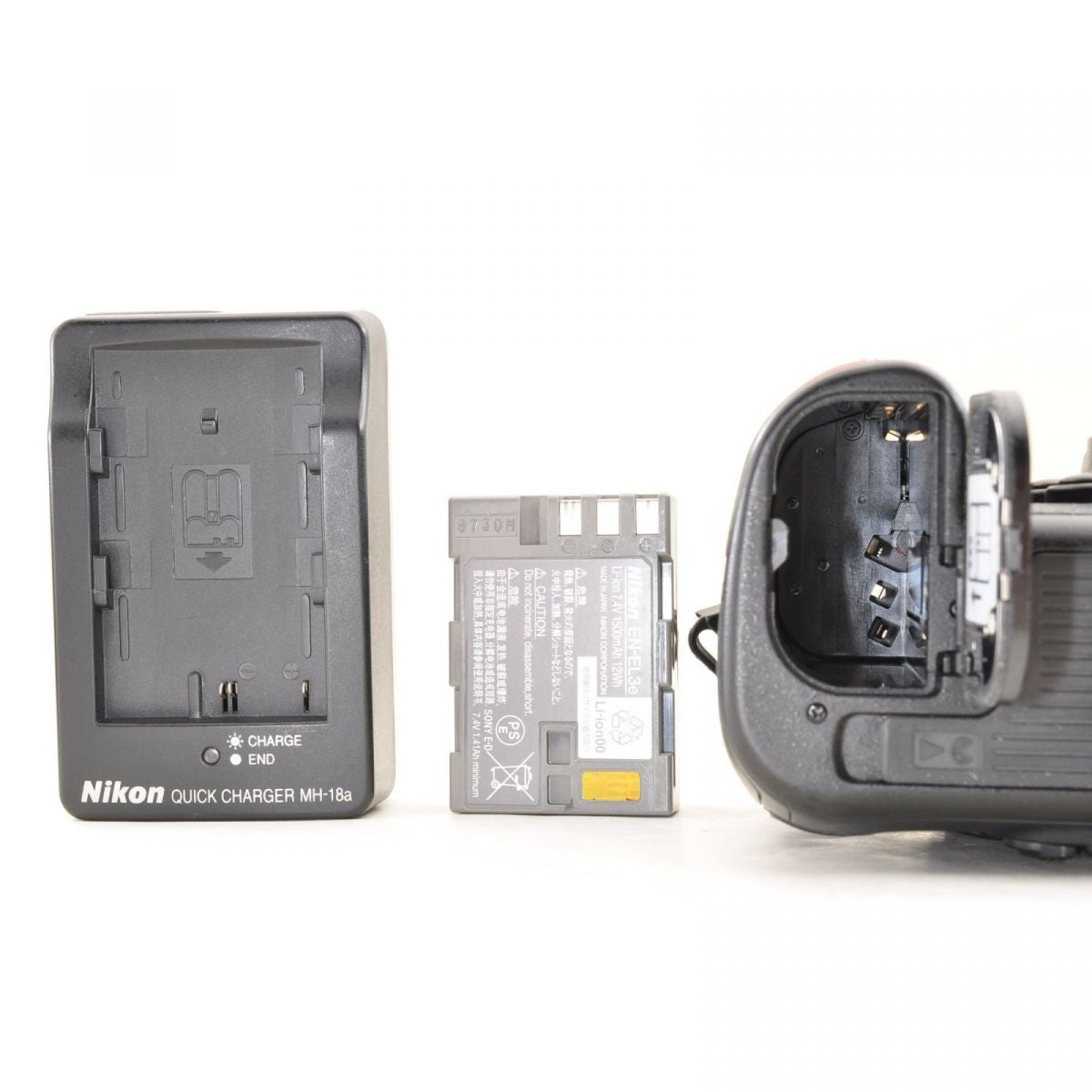 【中古】Nikon D300 ボディ 12.3 MP デジタル一眼レフカメラ シャッター約10710ショット