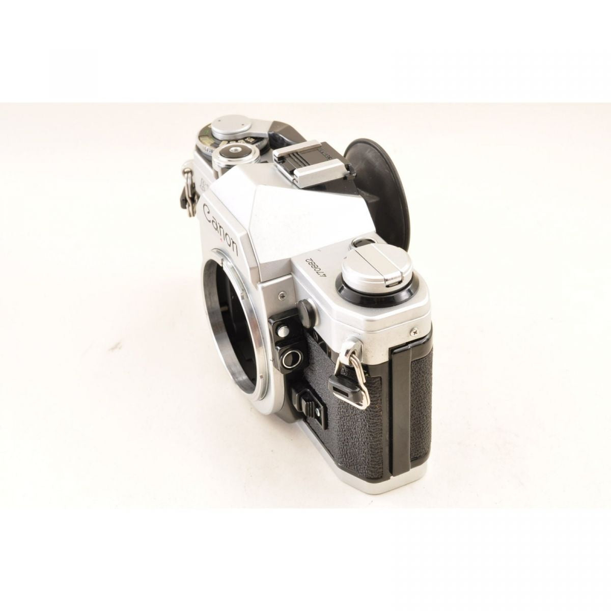 【中古】Canon AE-1 シルバーフィルムカメラ + FD 50mm F1.4 S.S.C. 単焦点レンズ