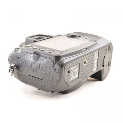 【中古】Nikon D300 ボディ 12.3 MP デジタル一眼レフカメラ シャッター約10710ショット