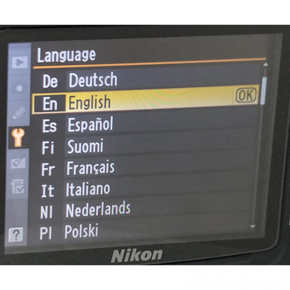 【中古】Nikon D300 ボディ 12.3 MP デジタル一眼レフカメラ シャッター約10710ショット