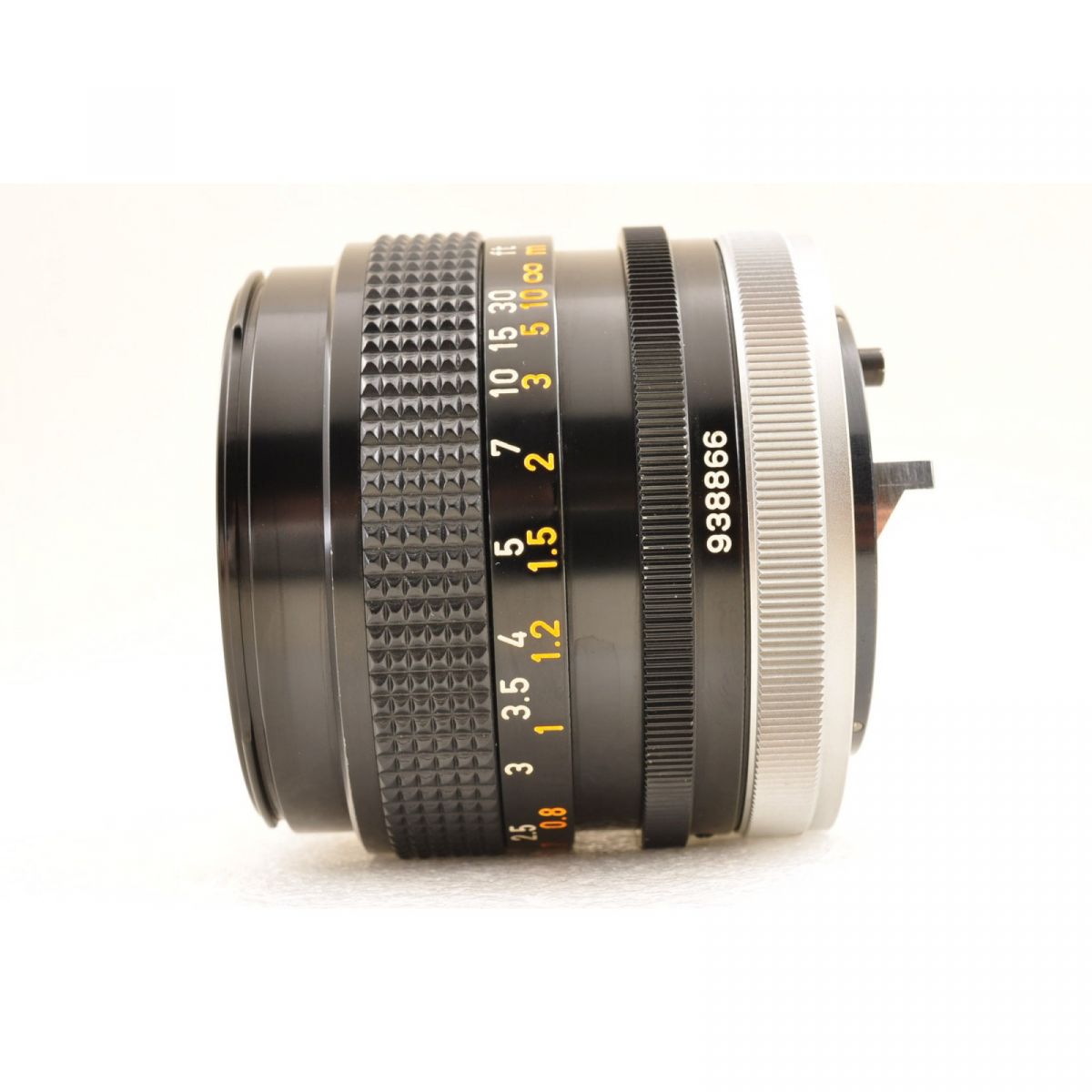 【中古】Canon AE-1 シルバーフィルムカメラ + FD 50mm F1.4 S.S.C. 単焦点レンズ
