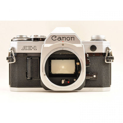 【中古】Canon AE-1 シルバーフィルムカメラ + FD 50mm F1.4 S.S.C. 単焦点レンズ