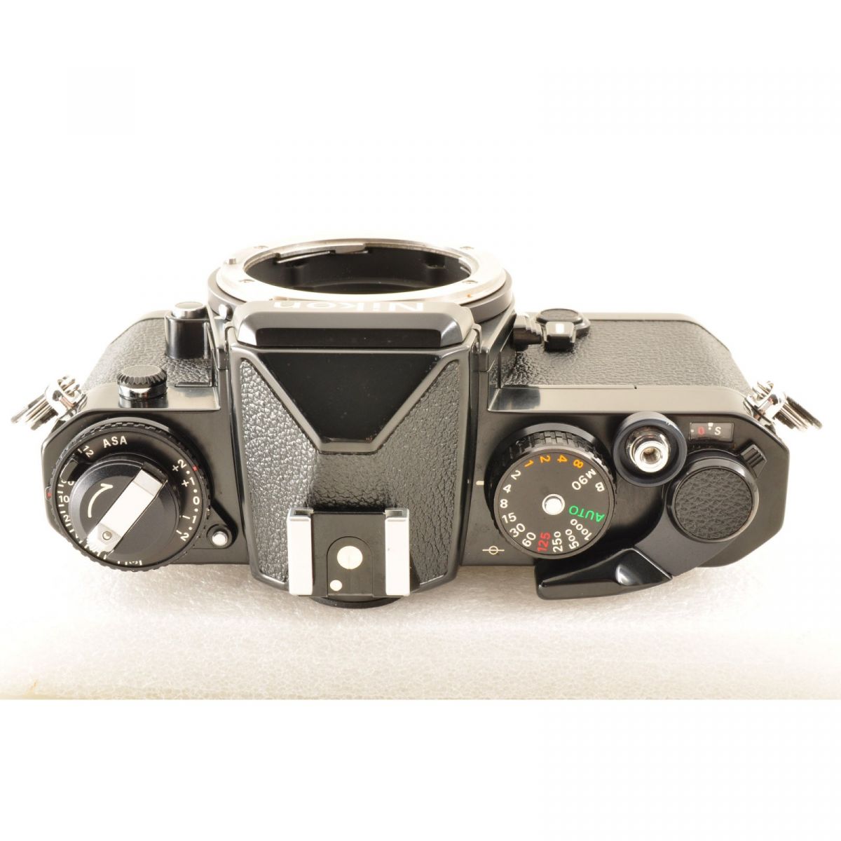 【中古】Nikon FE ブラック フィルムカメラ + Ai NIKKOR 50mm F1.4 単焦点レンズ セット