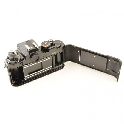 【中古】Nikon FE ブラック フィルムカメラ + Ai NIKKOR 50mm F1.4 単焦点レンズ セット
