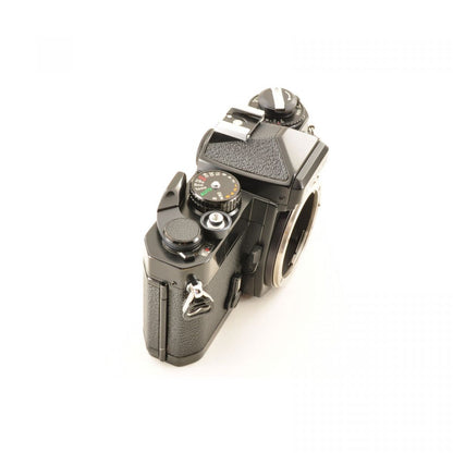 【中古】Nikon FE ブラック フィルムカメラ + Ai NIKKOR 50mm F1.4 単焦点レンズ セット