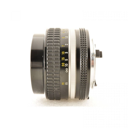 【中古】Nikon FE ブラック フィルムカメラ + Ai NIKKOR 50mm F1.4 単焦点レンズ セット