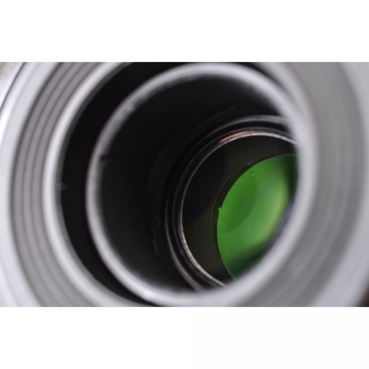 【中古】Canon EF-S 55-250mm F4-5.6 IS 望遠ズームレンズ 第2世代