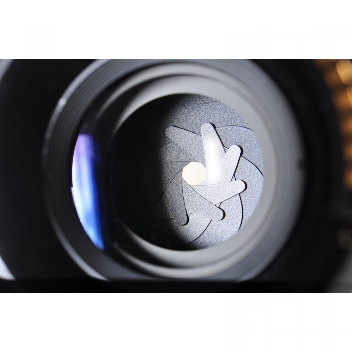 【中古】CONTAX G1 G2用 Carl Zeiss Sonnar 90mm F2.8 T* 単焦点レンズ , フード付き
