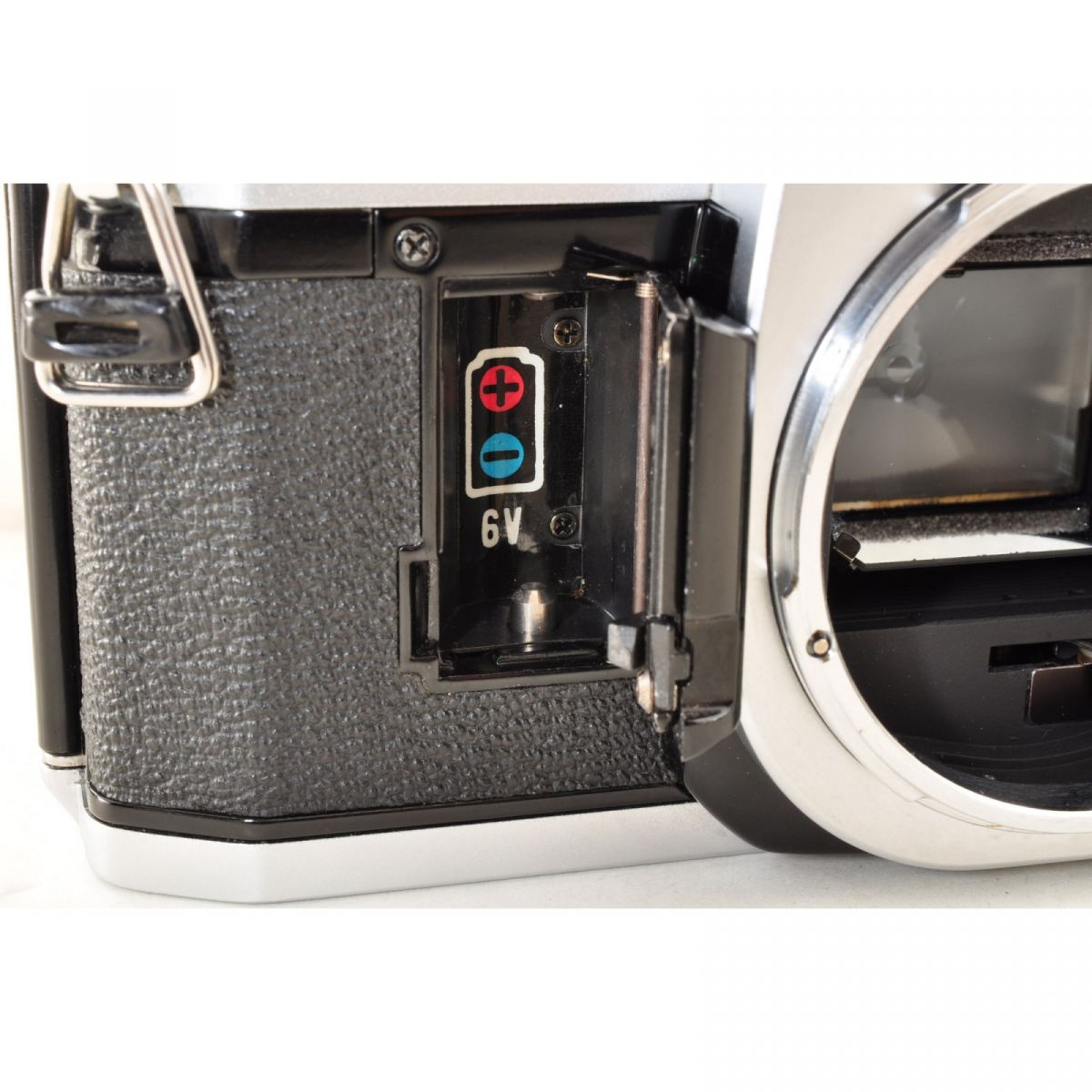 【中古】Canon AE-1 シルバー + New FD 135mm F2.8 望遠レンズセット