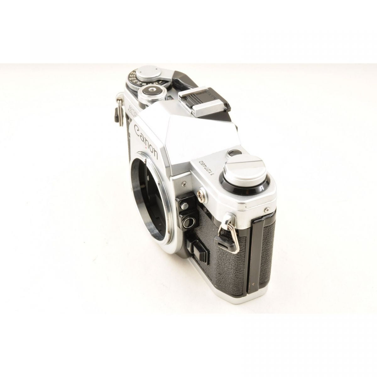 【中古】Canon AE-1 シルバー + New FD 135mm F2.8 望遠レンズセット