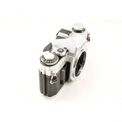 【中古】Canon AE-1 シルバー + New FD 135mm F2.8 望遠レンズセット