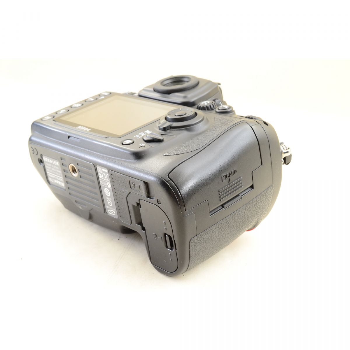 Nikon D700 FX 12.1MP DSLR 一眼レフ デジカメ ニコン
