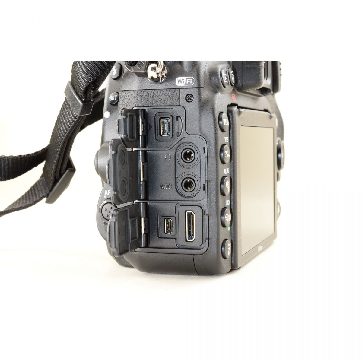 【中古】Nikon D750 24.3MP 一眼レフ デジタルカメラ