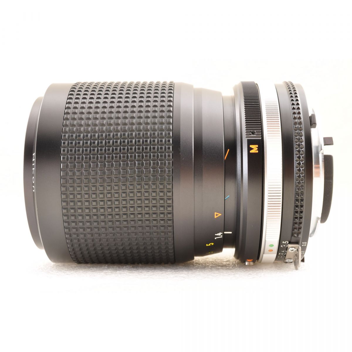 【中古】Nikon Ai-s 35-105mm F3.5-4.5 ズームレンズ フード