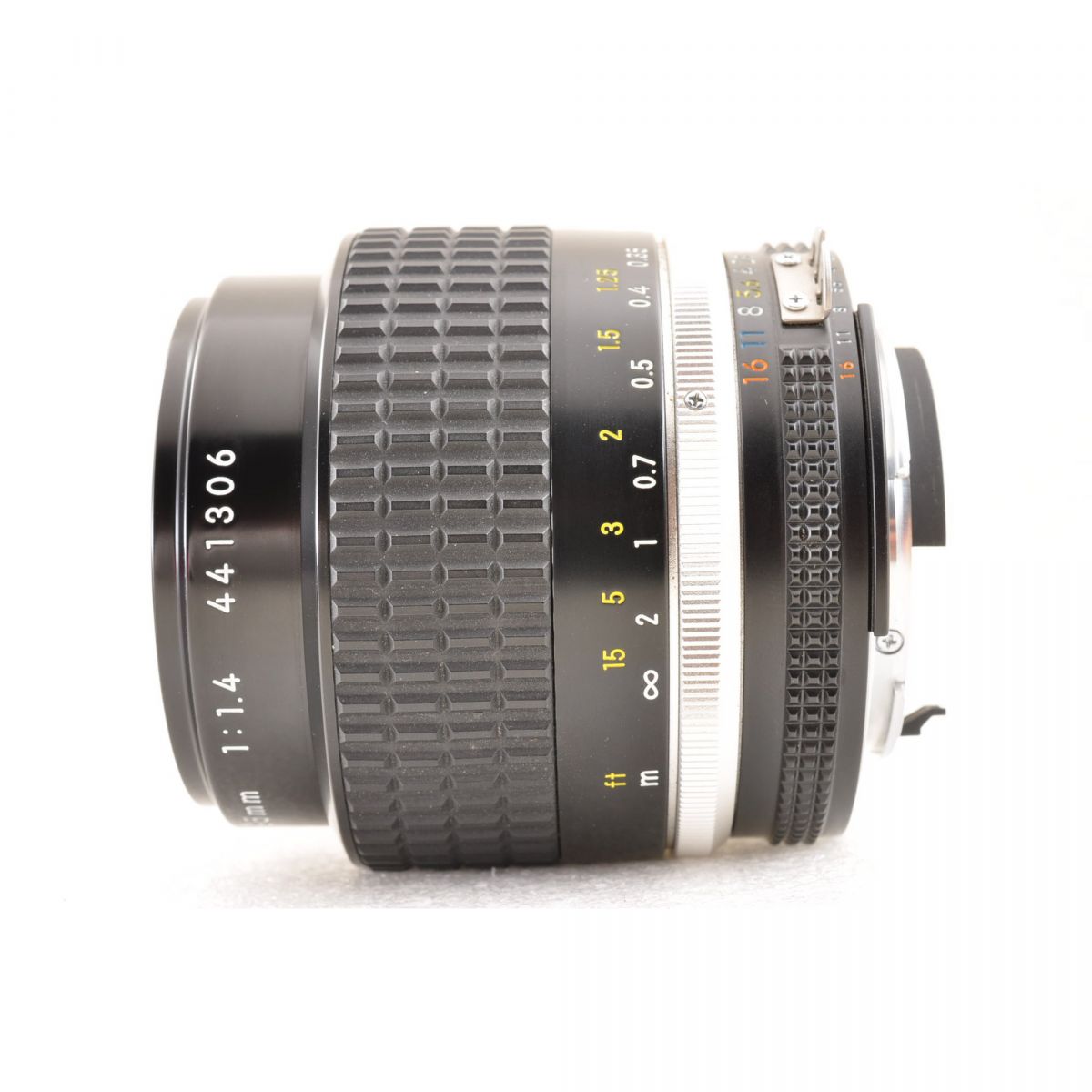 【中古】Nikon Ai-s Nikkor 35mm F1.4 単焦点レンズ
