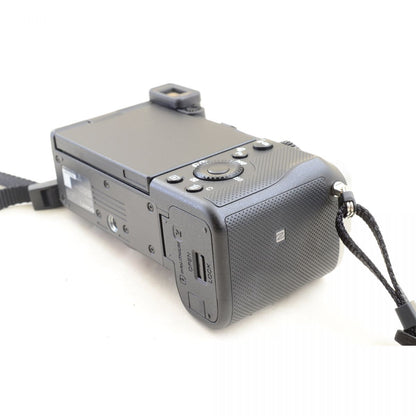 【中古】SONY a7C ILCE-7C 24.2MP ミラーレス 一眼 デジタルカメラ シルバー