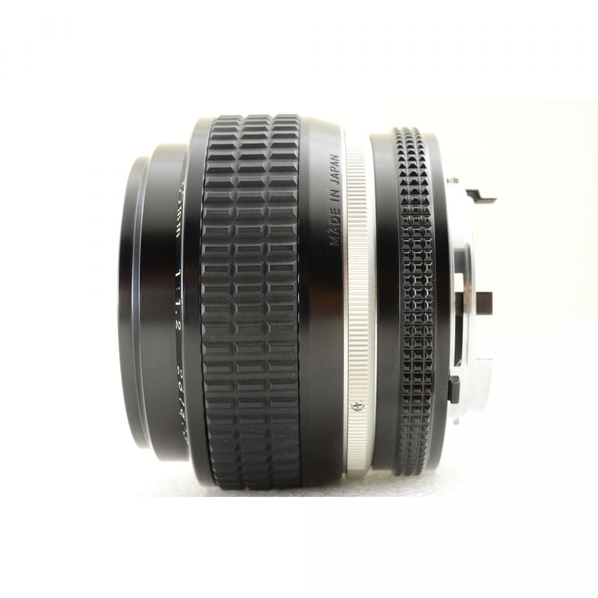 【中古】Nikon Nikkor Ai-s 50mm F1.2 単焦点レンズ ニコン Fマウント用 カメラレンズ 交換レンズ ニコン