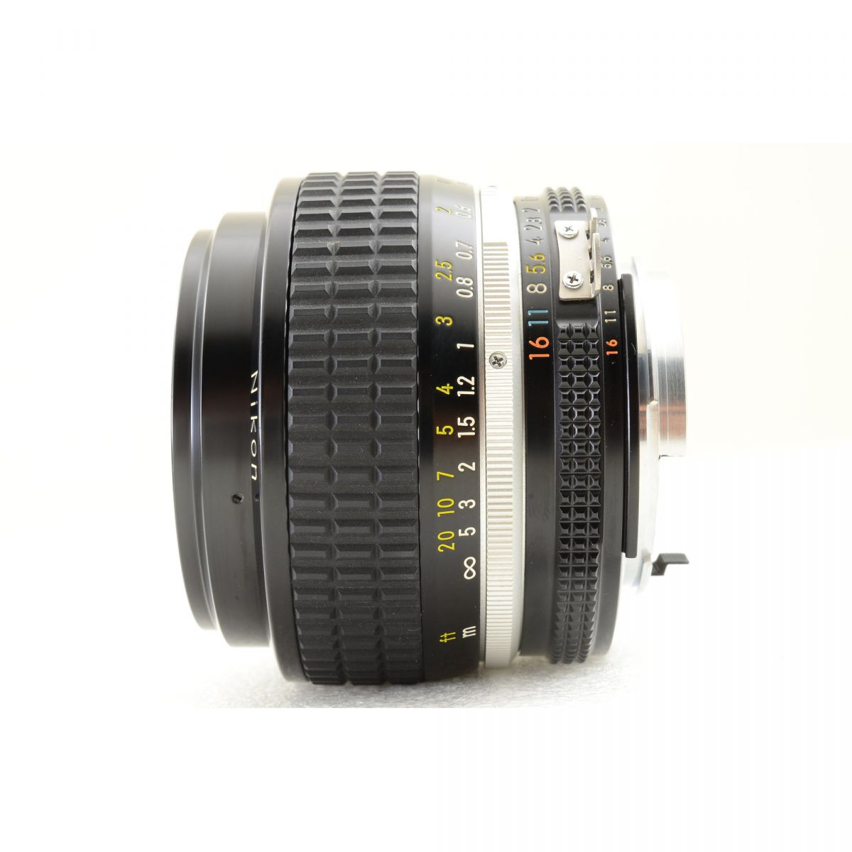 【中古】Nikon Nikkor Ai-s 50mm F1.2 単焦点レンズ ニコン Fマウント用 カメラレンズ 交換レンズ ニコン