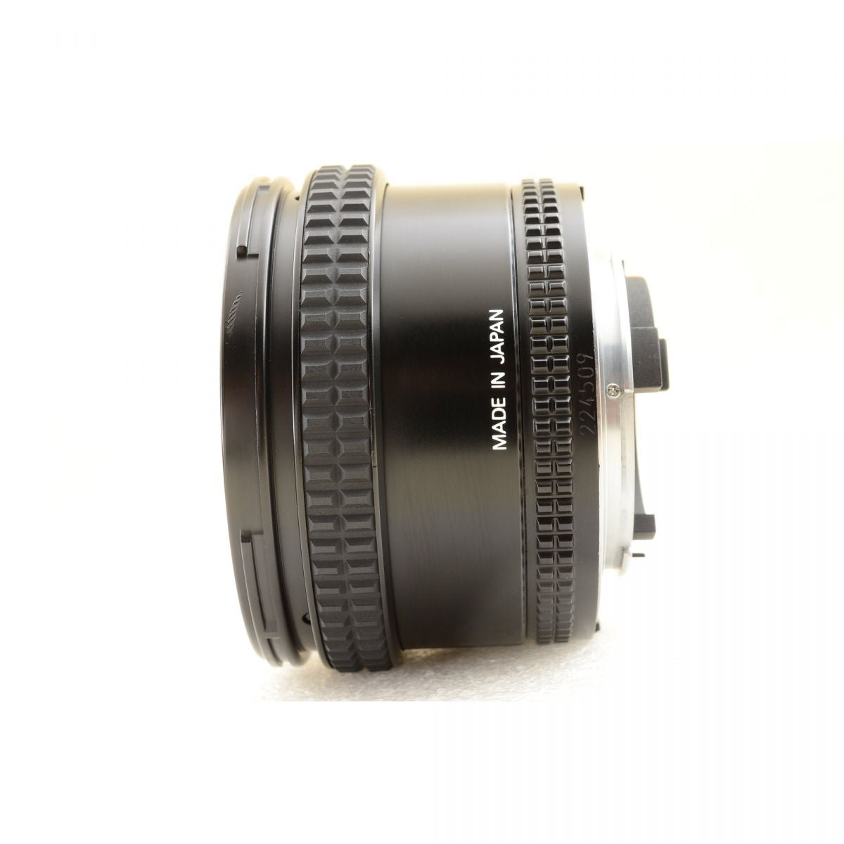 【中古】Nikon Ai Nikkor 85mm f/2 MF 単焦点レンズ カメラ交換レンズ ニコン