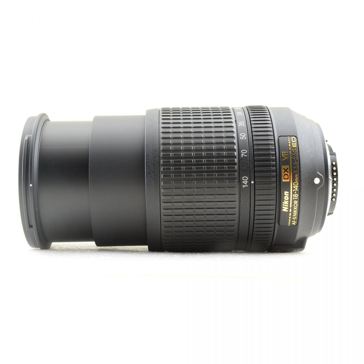 【中古】Nikon D5300 デジタル一眼レフカメラ AF-S 18-140mm 55-300mm レンズ ダブルズーム デジカメ ニコン