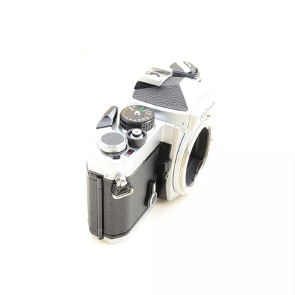 【中古】Nikon FE シルバー 一眼レフ 35mm フィルムカメラ ニコン