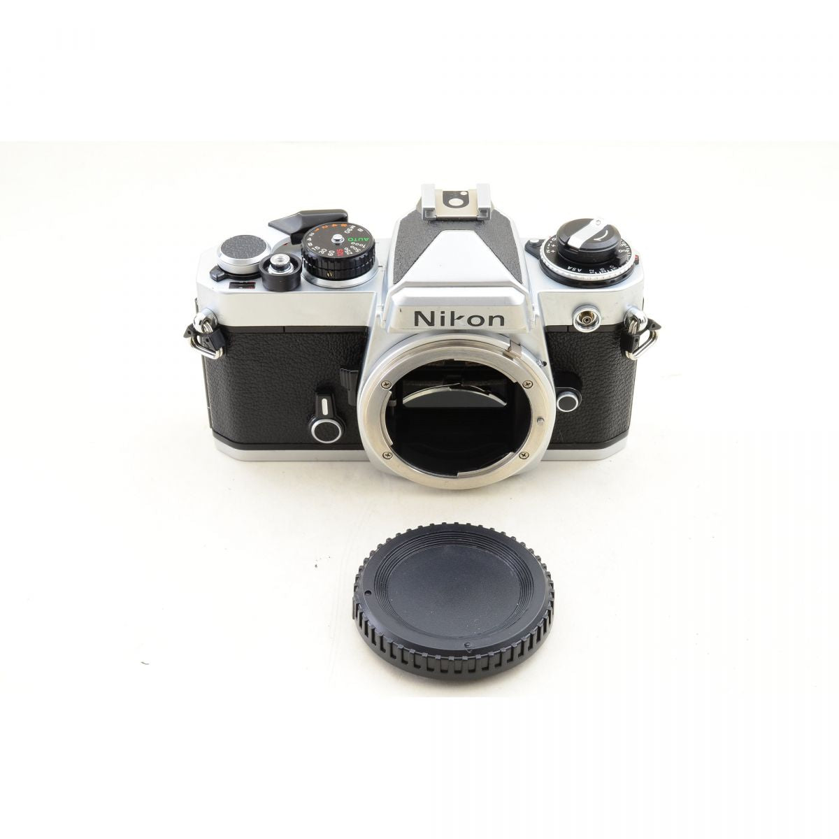 【中古】Nikon FE シルバー 一眼レフ 35mm フィルムカメラ ニコン