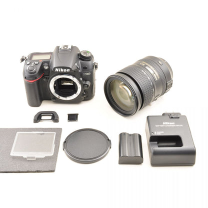 【中古】Nikon D7000 デジタルカメラ AF-S 28-300mm f/3.5-5.6G レンズ 一眼レフ ニコン