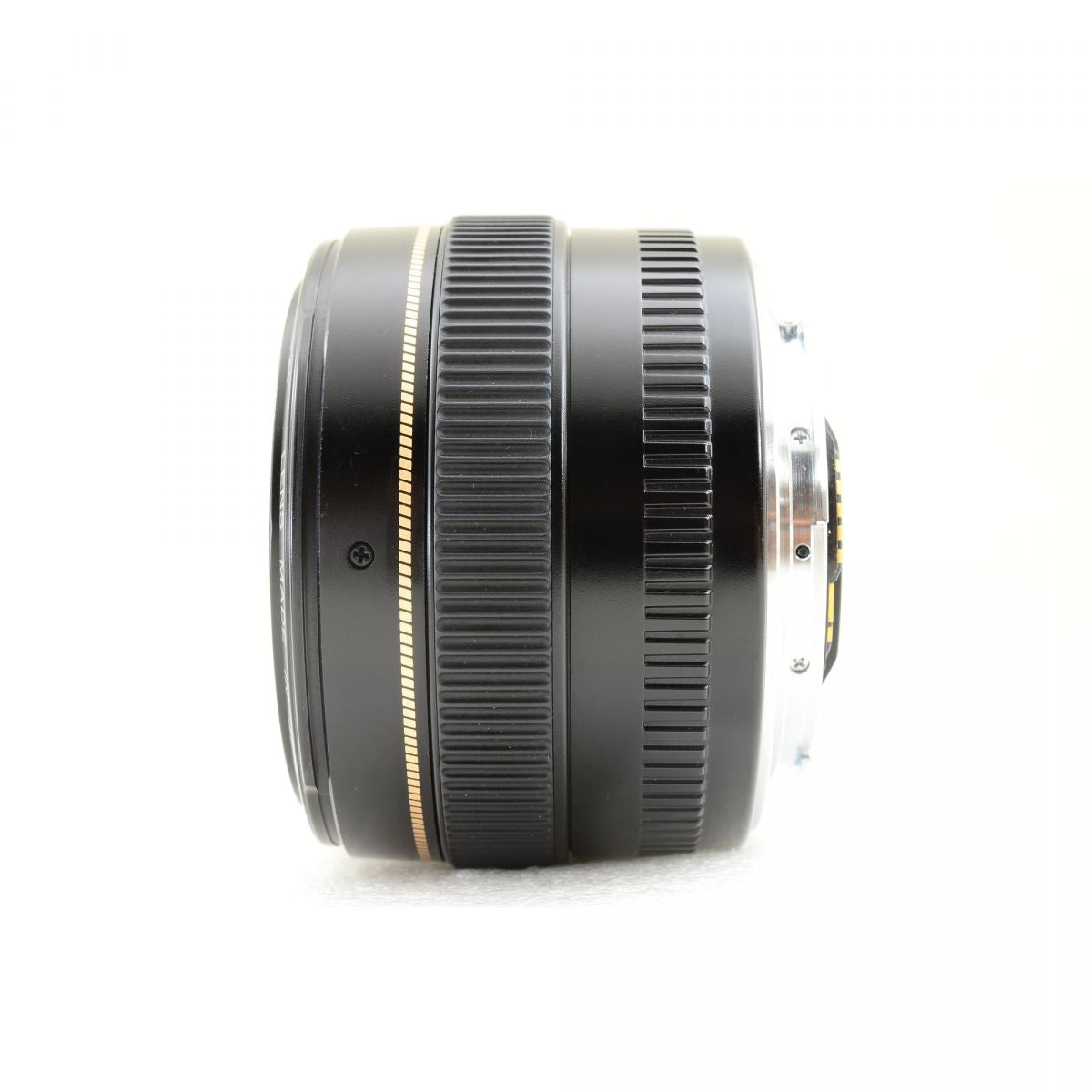 【中古】Canon EF-S 18-200mm f/3.5-5.6 IS ズームレンズ 交換レンズ キャノン