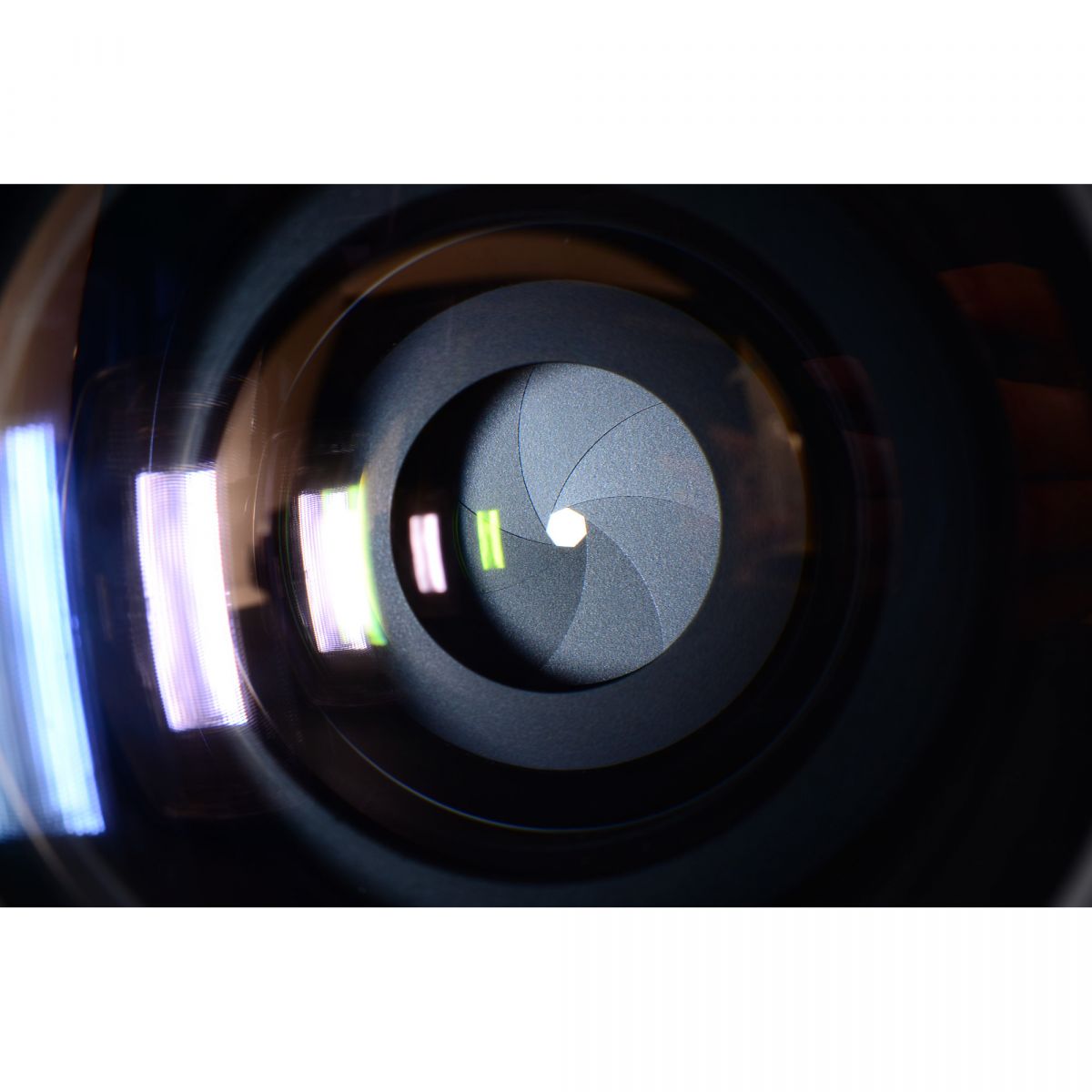 【中古】Nikon AF 24mm f/2.8D 単焦点 カメラレンズ 交換レンズ ニコン