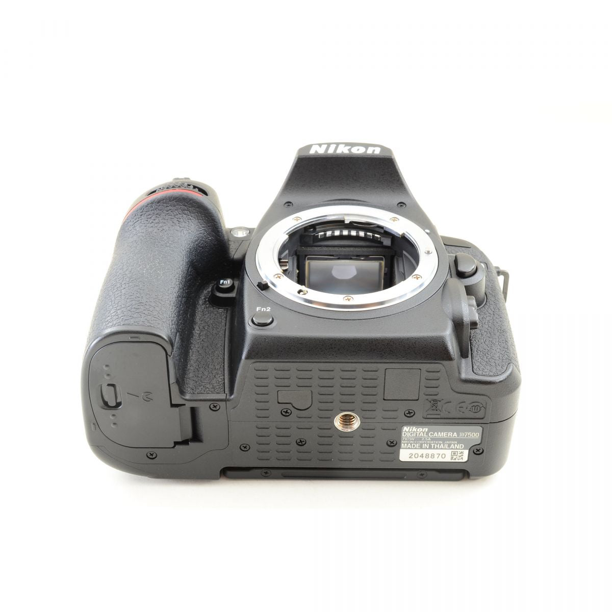 【中古】Nikon D7500 20.9MP 一眼レフ ブラック デジタルカメラ ニコン