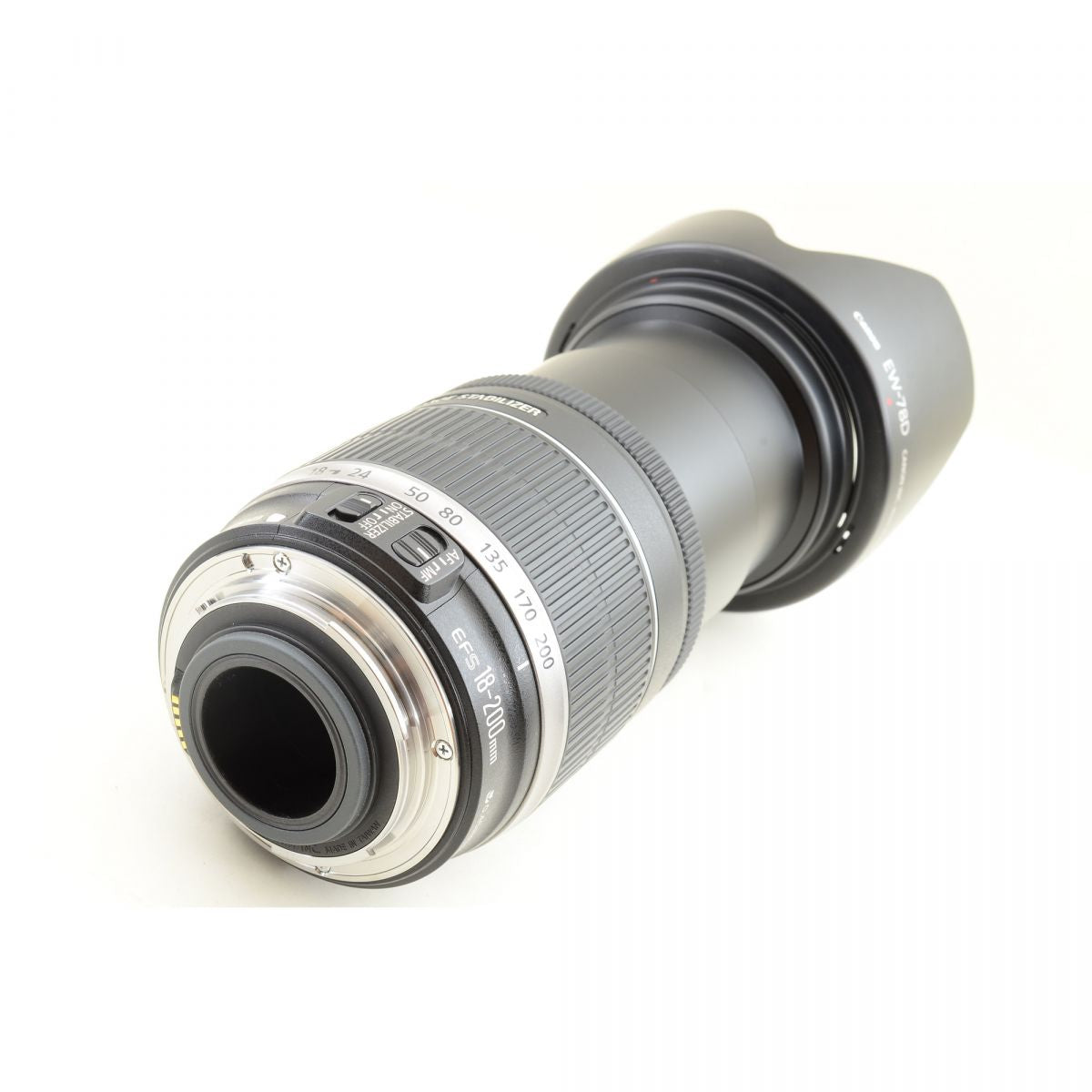 【中古】Canon EF-S 18-200mm f/3.5-5.6 IS ズーム カメラレンズ 交換レンズ 元箱 フード付 キヤノン