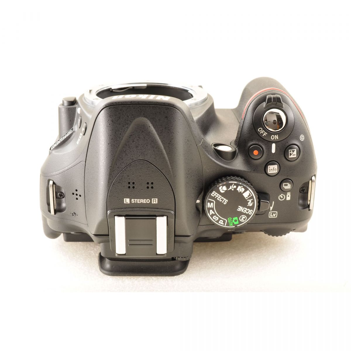【中古】Nikon D5200 デジタルカメラ 18-140mm f/3.5-5.6G レンズ 一眼レフ ニコン