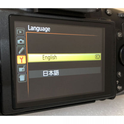 【中古】Nikon D5200 デジタルカメラ 18-140mm f/3.5-5.6G レンズ 一眼レフ ニコン