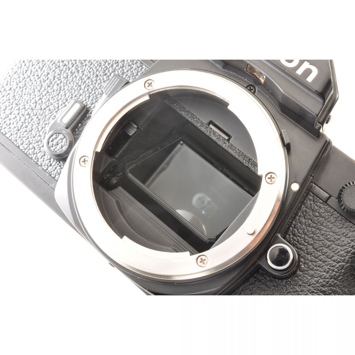 【中古】Nikon New FM2 後期 ブラック MD-12 フィルムカメラ ニコン