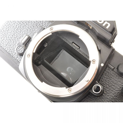 【中古】Nikon New FM2 後期 ブラック MD-12 フィルムカメラ ニコン