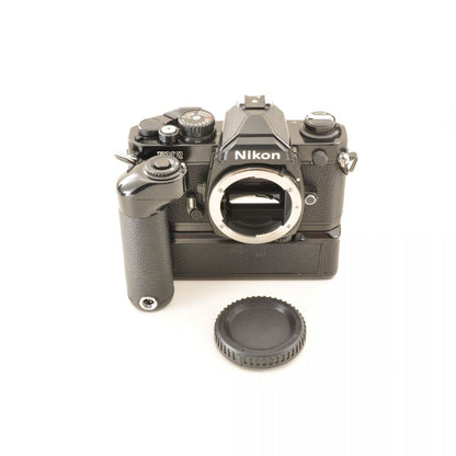 【中古】Nikon New FM2 後期 ブラック MD-12 フィルムカメラ ニコン