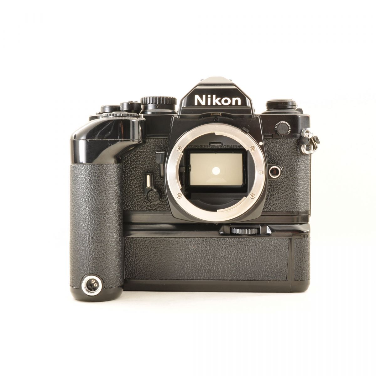 【中古】Nikon New FM2 後期 ブラック MD-12 フィルムカメラ ニコン