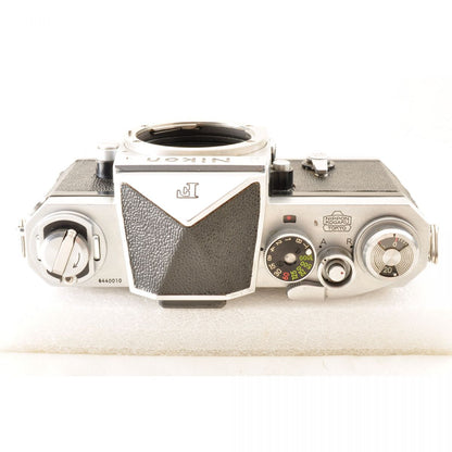 【中古】Nikon F アイレベル シルバー 一眼レフ フィルムカメラ ニコン